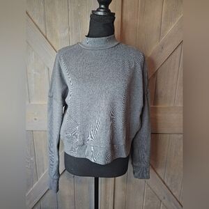 Zabha Gray Sweatshirt sz Small